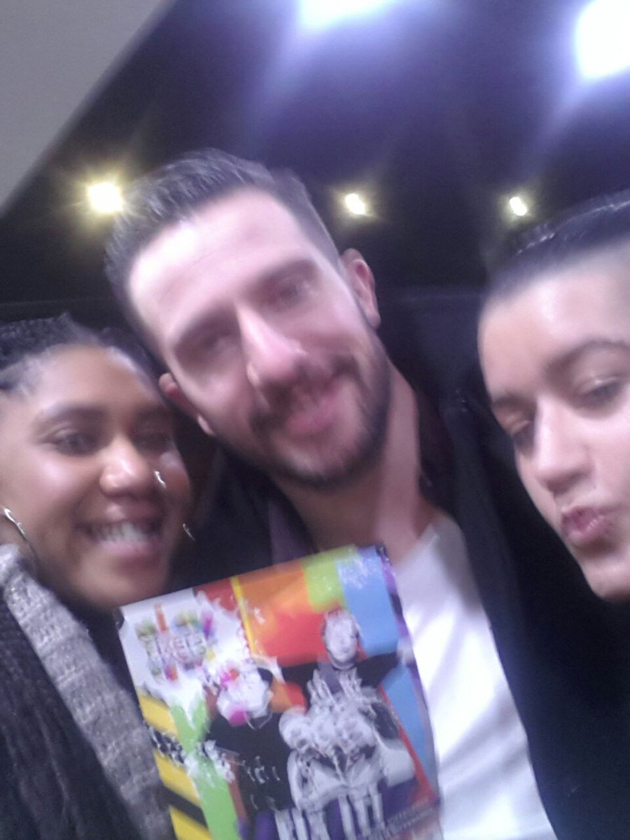 SaphraFixers's tweet photo. The time we asked for #selfie with Micheal Parr from @emmerdale after Yorkshire's #FeelHappyFix workshop @itvstudios https://t.co/QcGuTxkNmZ