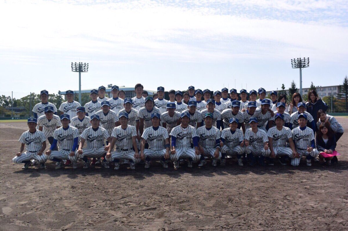 京都産業大学 準硬式野球部は
選手、マネージャー 共に
絶賛募集中です ^o^
野球が大好きです。そんな
あなたをお待ちしてます 😁！

(練習時間)
月.木    17:00〜20:00
土.日    9:00〜12:00