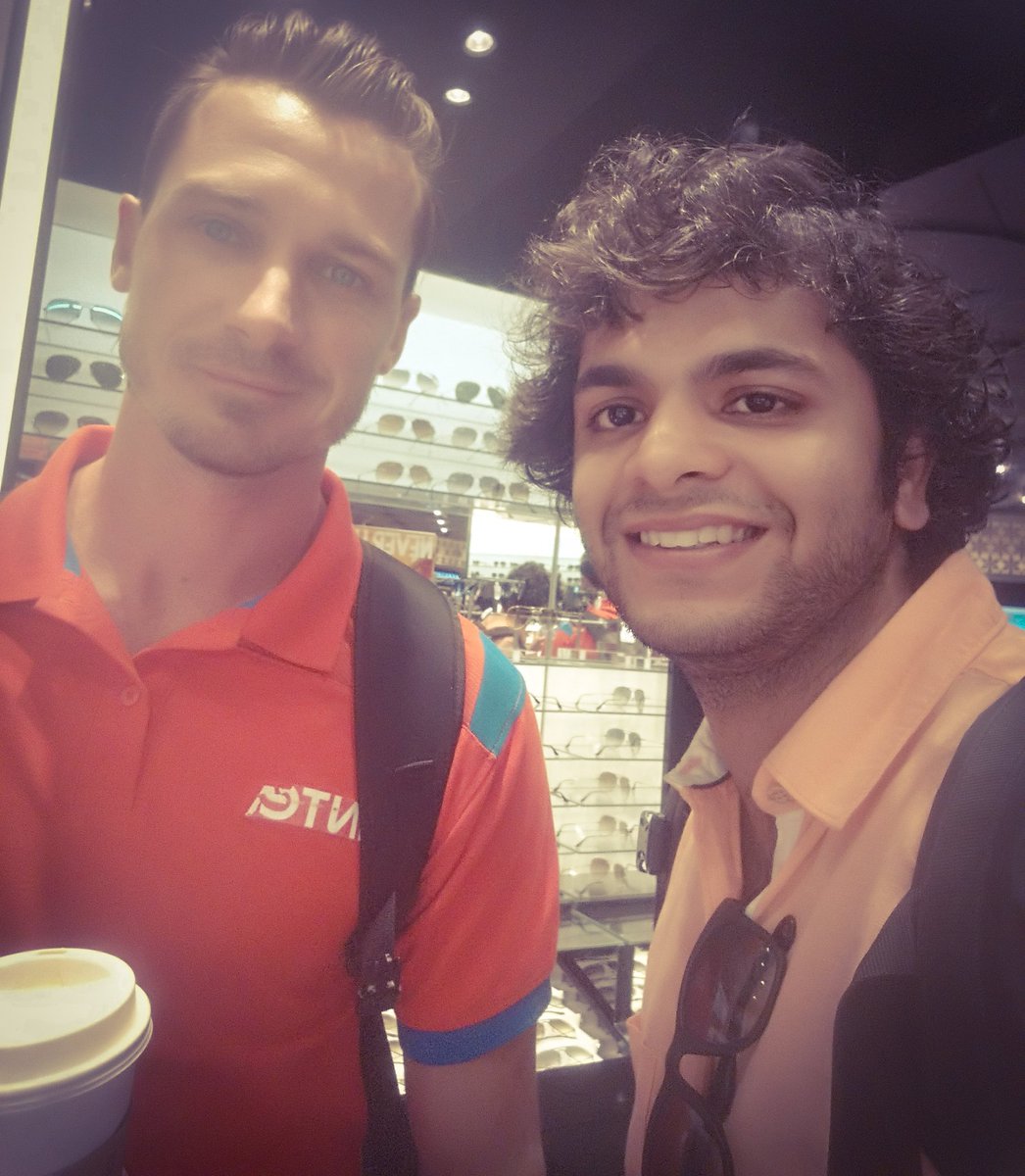 SuperStarthak's tweet photo. The Lethal fast bowler was kind enough to click a picture with me! @DaleSteyn62 #bestfastbowler #kindness https://t.co/sNbuaUN8Xm