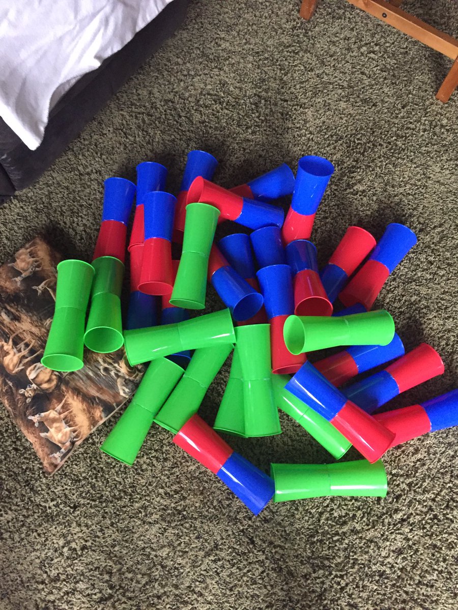 shellyellis4pe's tweet photo. Super fun games ahead with my new homemade equipment! #skillrelated comps of fitness. https://t.co/vsTBzooHB1