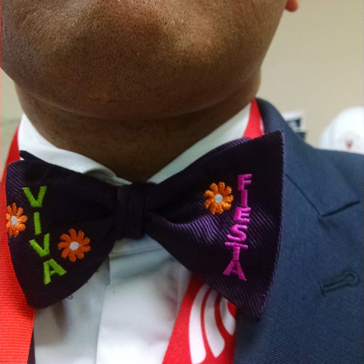 alan_w__'s tweet photo. #VivaFiesta #FiestaBowtie #FiestaMedal #FiestaMedals #Fiesta2016 #FiestaCity #CouncilmanWarrick #SanAntonio #SATX https://t.co/JzTg9K2fci