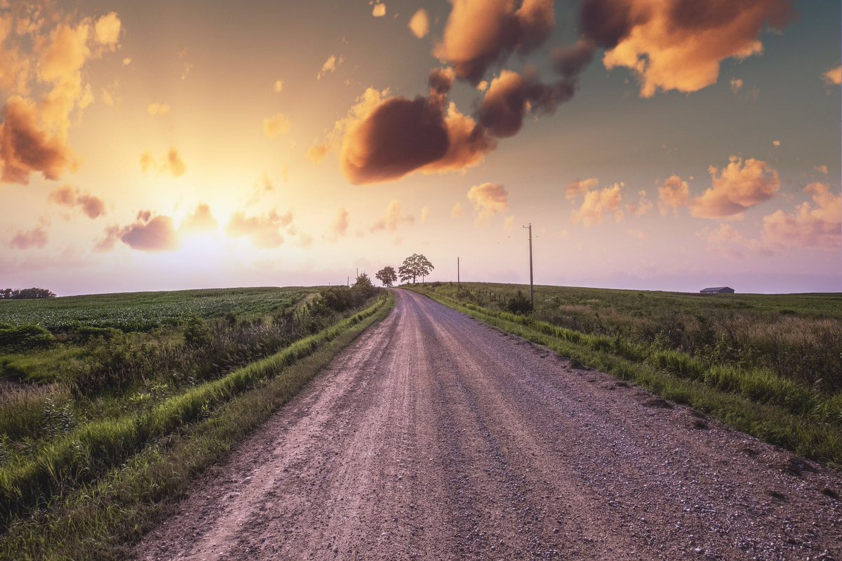LensFXApp's tweet photo. Been working on a new app, replace your skies, excited to bring you #skylabapp https://t.co/mZFbbkUxIG https://t.co/o9ACfJZVvu