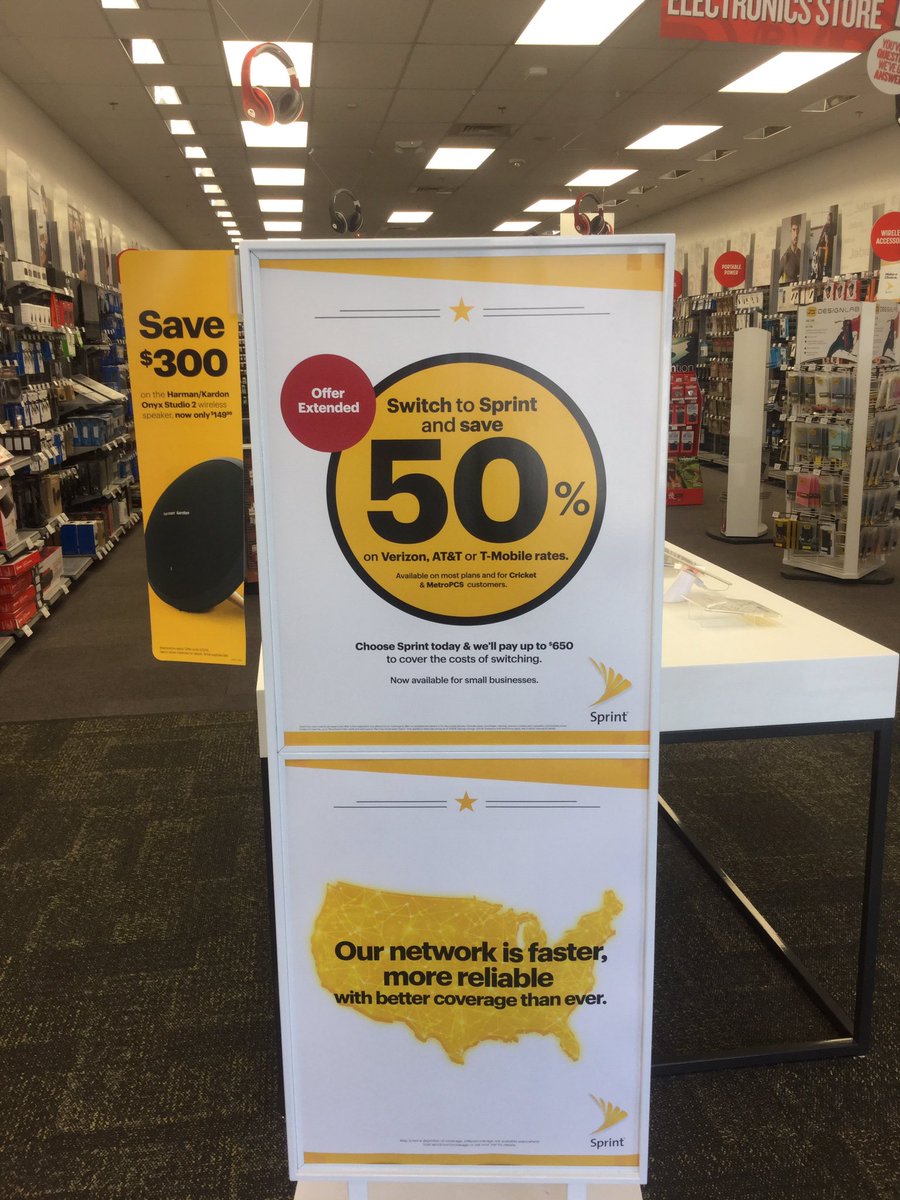 Sprintstore7657's tweet photo. Look at all the savings!! Stop in to @Sprintstore7657 and ask us how we can line your pockets! @dean0378 https://t.co/nPITowl1AU