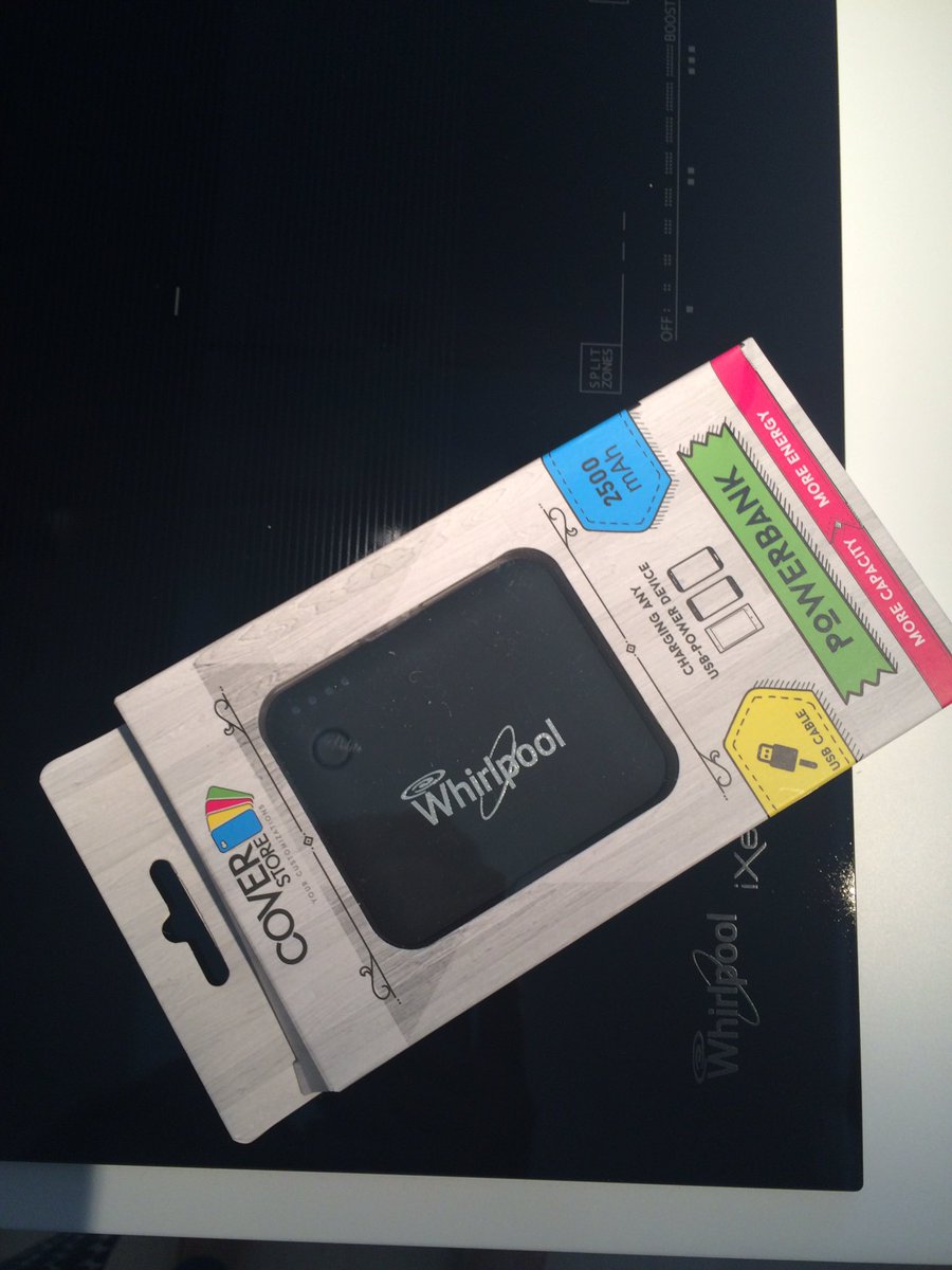 zagufashion's tweet photo. Arrivata da #Whirlpool #Fuorisalone #SupremeClean un gadget utile per voi da @Coverstore_it #MDW2016 https://t.co/jPayCiRdrU
