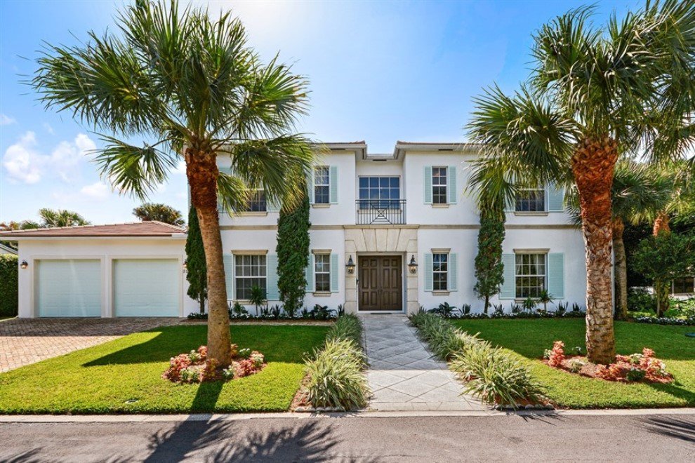 JimMcCannPB's tweet photo. 222 Linda Lane #OpenHouse tomorrow from 2pm-4pm #luxuryrealestate https://t.co/zhEl9Wao1L