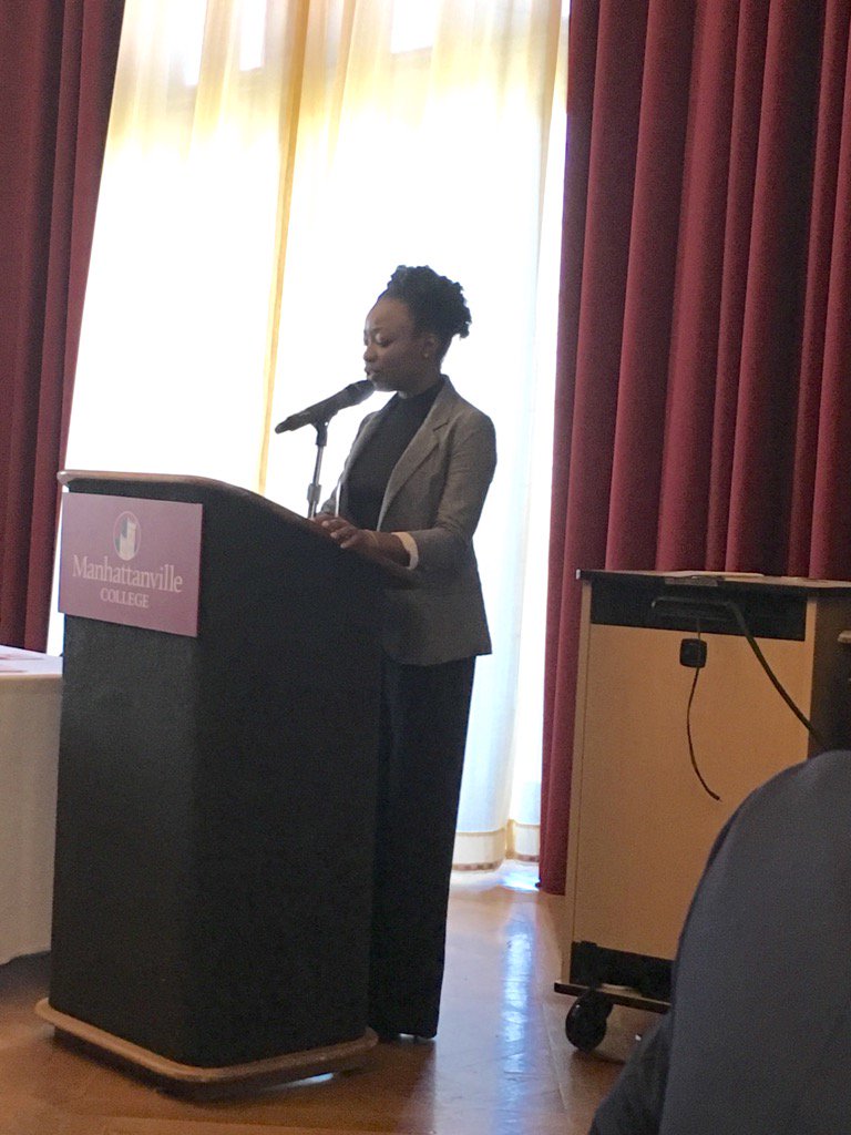 latinastyled's tweet photo. .@InsideMasterCrd Diversity Summit @Mville_College led by a former MasterCard intern, #Roselande Louis https://t.co/YAASVFNbBc