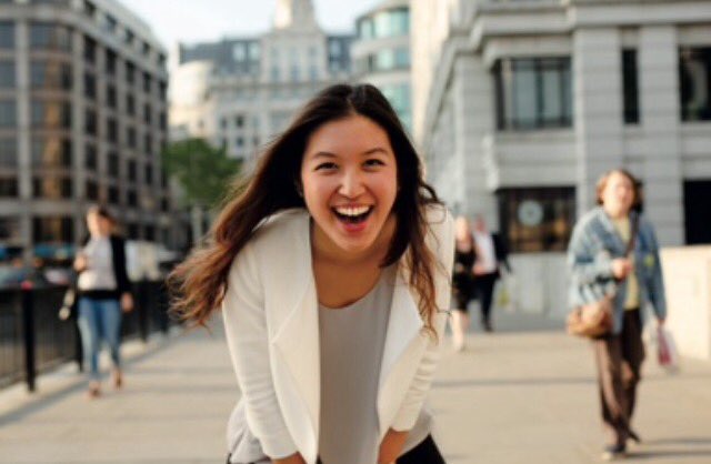 AXASegurosEs's tweet photo. #SeBusca joven recién titulado para reto internacional.¡Arranca el #AXAGraduateProgram! https://t.co/ZDlakVi1Su https://t.co/xZcHyMTEhs