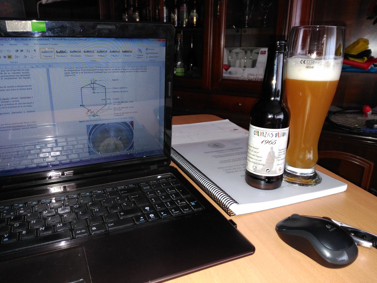 GranadoP's tweet photo. Mi PFG sobre cerveza, se hace con cerveza.
#Witbier #1965 #Druida #Catxera
(Gracias a @simon_cachano) https://t.co/Lbmbs2gIzV