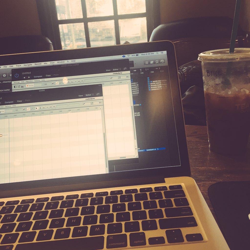 overlookstudios's tweet photo. Vocal edits and iced coffee = a fantastic Wednesday morning. https://t.co/rfKRmq9UUx