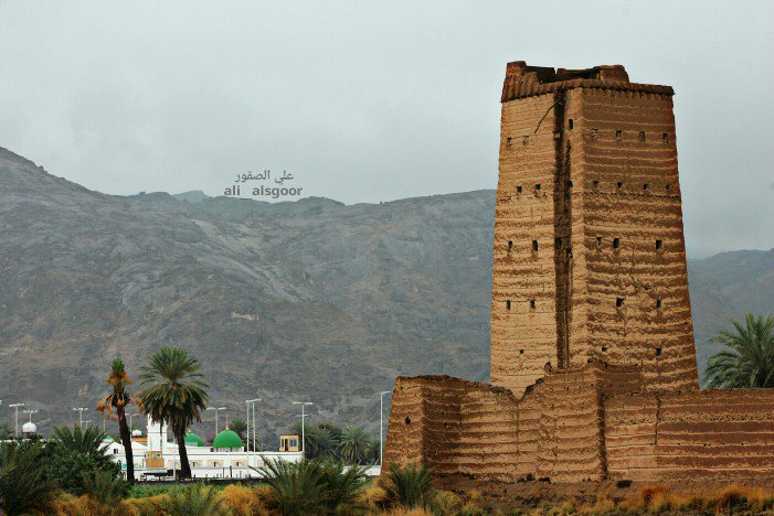 ali50cent_911's tweet photo. @NajranWeather  #نجران_الان
#تصويري
#علي_الصقور
#مسجد_المشهد https://t.co/gleeAeXzjZ