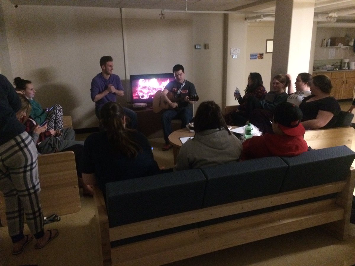 LadyDunnHall's tweet photo. Indoor campfire was a success 🙌 https://t.co/07ZthwY0Hl