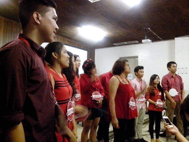 ujpupdiliman's tweet photo. @standupmaskom slate gives their closing remarks
#HotOff2016 #HalalanUPD2016 https://t.co/X3keNPSags