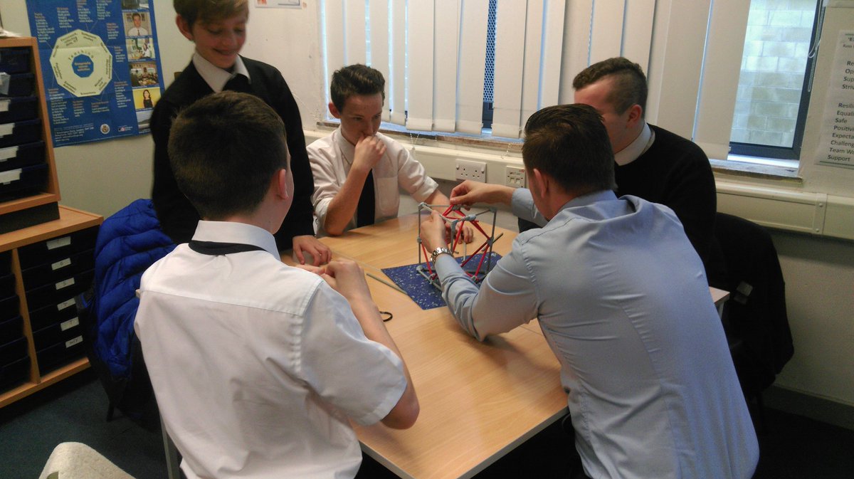 GeoBus_StA's tweet image. Thanks @rosshighgeog S2 did a great job on their #earthquake #buildings - see you all in September