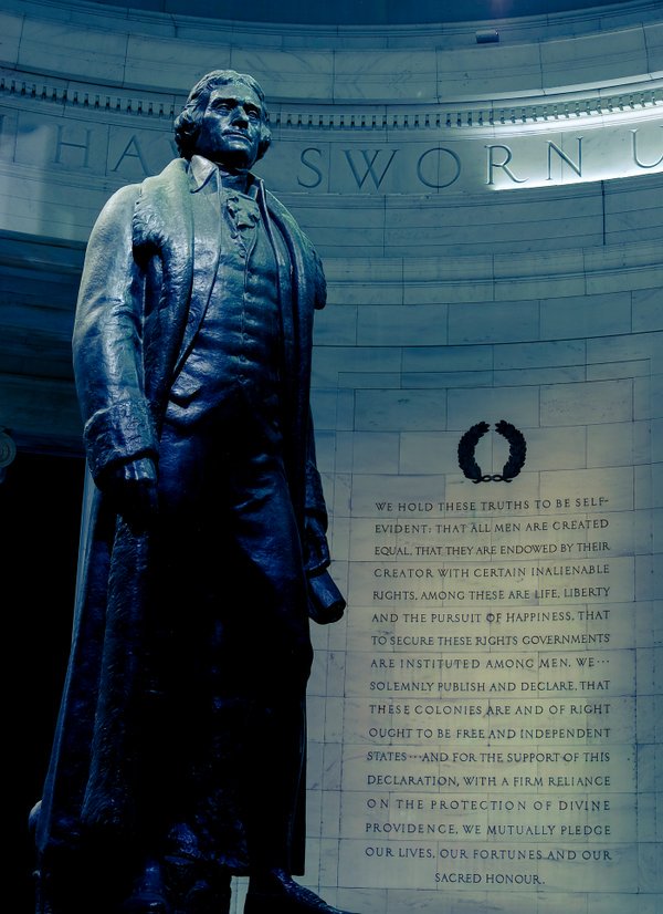 ChiOArchives's tweet photo. Happy Birthday to Thomas Jefferson. I feel sure our Sisters @UVAChiOmega will be celebrating today! #wahoowa https://t.co/vVuMwokrJS