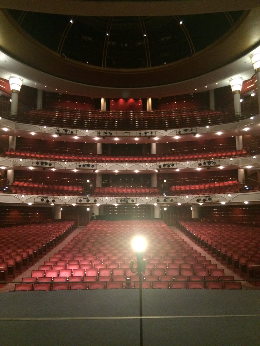 EngineerBrent's tweet photo. Finally made it to the Stage. Thanks @KravisCenter for the tour #LPBC2016 https://t.co/Ny7eqYMhP6