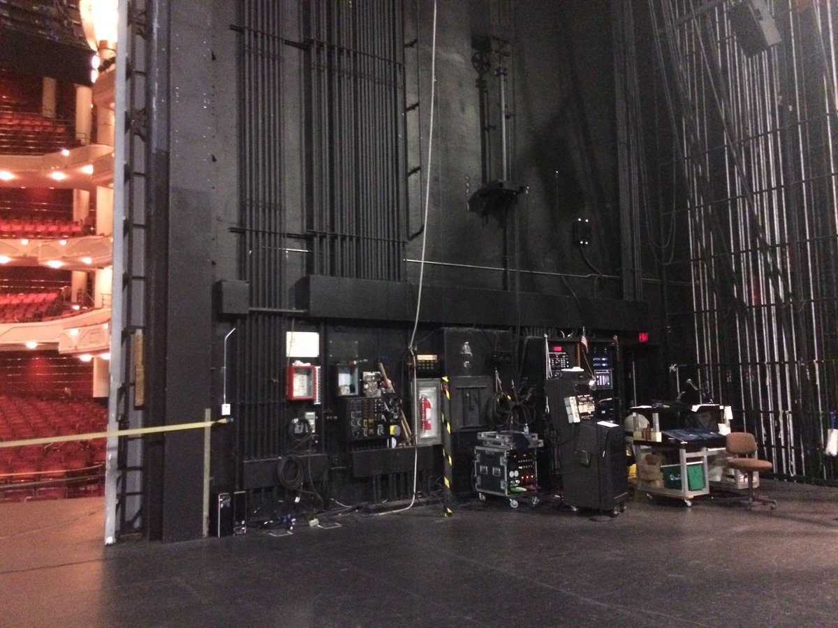 EngineerBrent's tweet photo. Finally made it to the Stage. Thanks @KravisCenter for the tour #LPBC2016 https://t.co/Ny7eqYMhP6
