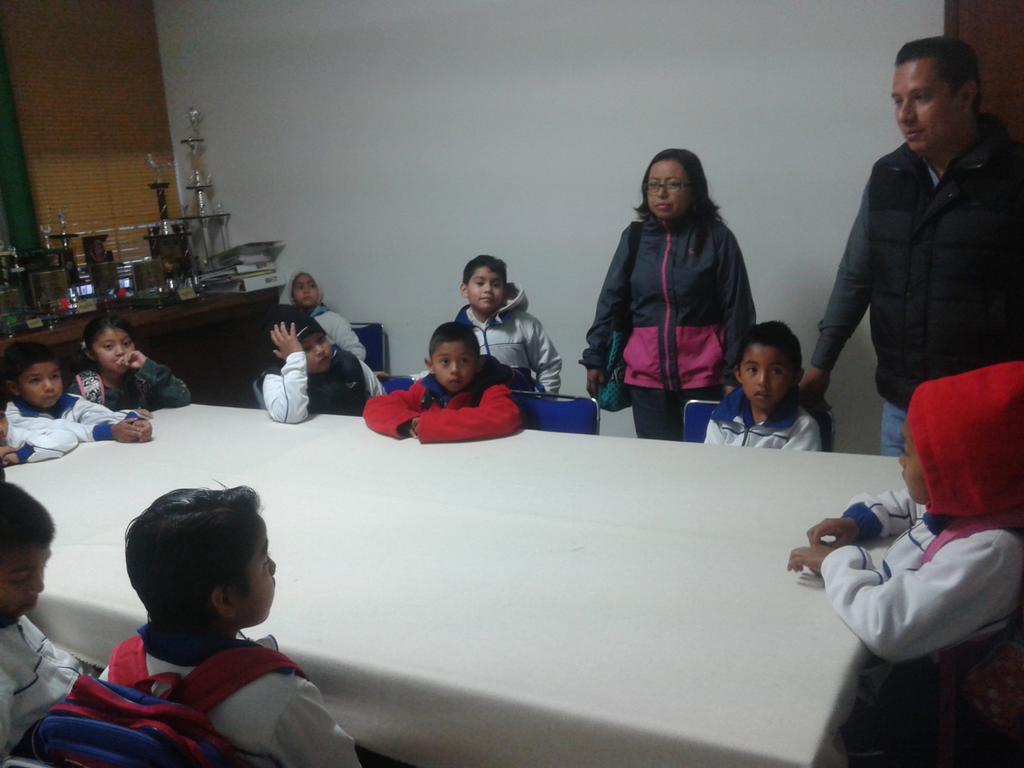 CBTA67_SubAcad's tweet photo. Visita  de el Jardín de niños de la comunidas de El Tephé. Recepción por parte del director #vinculacion https://t.co/d5HFqMu6rH