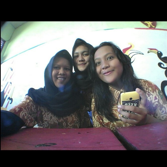 Putri PL (@putripudjilest1) on Twitter photo 