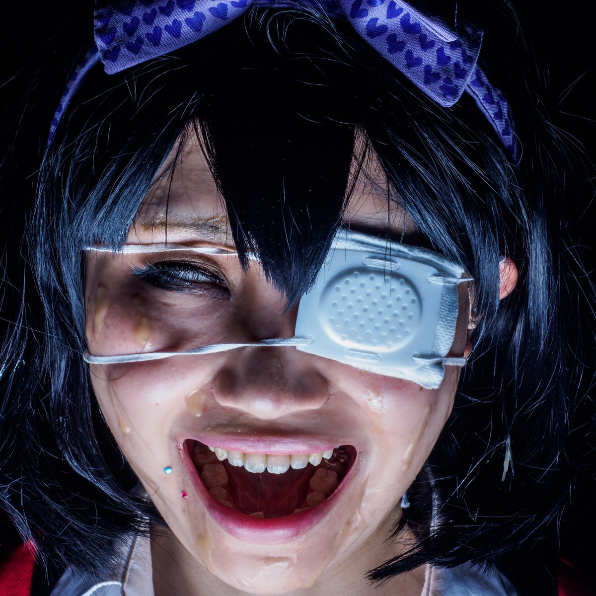 こつぶ M A I K A レタッチほぼなしでカラコンつけて白目できるのが唯一の取得 Twitter