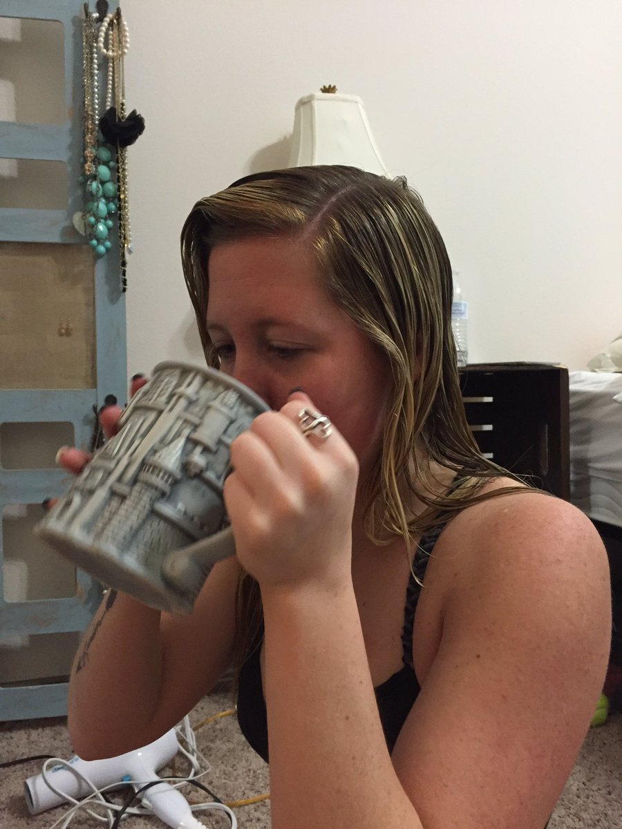 BStout5's tweet photo. Coffee Tasting with Big B! #easterncongo @ashlie_rachelle actually liked it!! @stephsommers thanks for the scoop! https://t.co/CMPLBIm28p