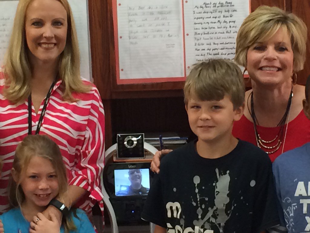 KBSknights's tweet photo. KBS welcomes new 3rd grade virtual student visitor @vgocom @ronnie_shipman @Kbs3rdGrade #technologyisamazing https://t.co/rj50BjZVQW