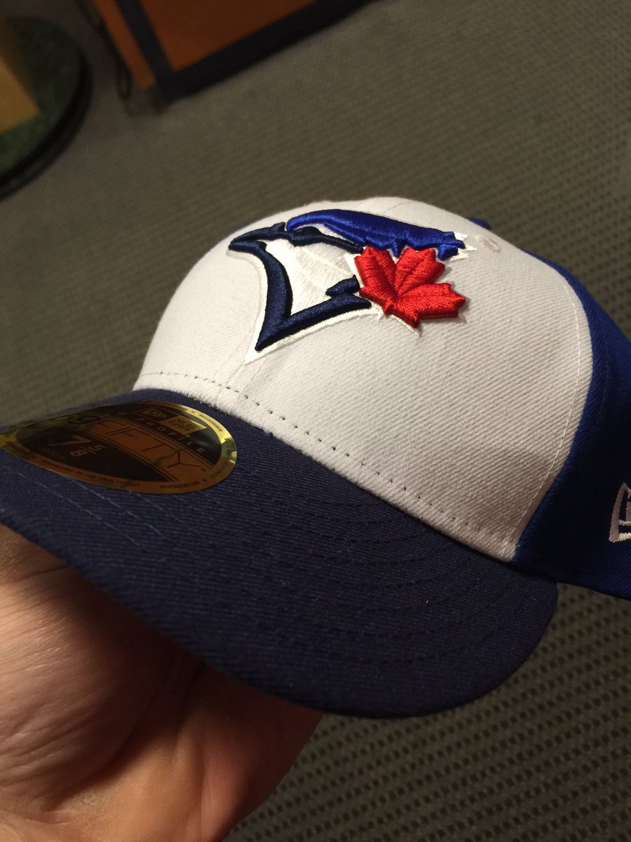 ProImageBCC's tweet photo. FINALLY! For all those asking for a "fitted with a curved bill" just in @NewEraCap #lowcrown #5950 #MLB #BlueJays https://t.co/C47Kx3sn5G