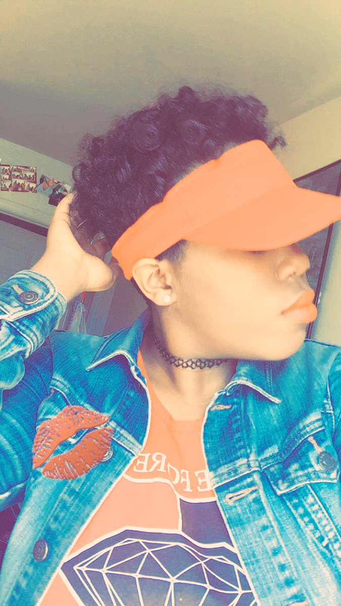 _Undescribed_'s tweet photo. Follow me on snap @ vikkilauren ✨♥️ https://t.co/zHpZFz8xXD