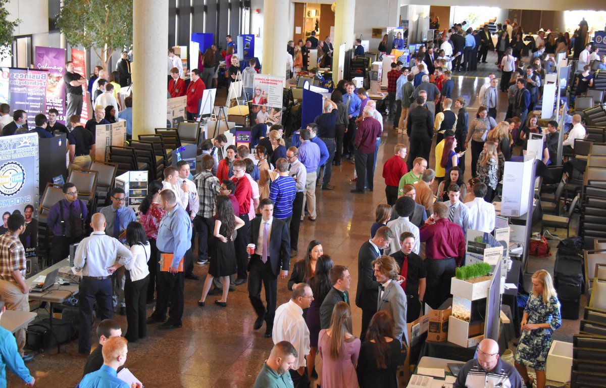SinclairCC's tweet photo. We'd like to welcome 700+ Tech Prep students &amp; presenter @EmilyJPassias to campus for the #techprepshowcase today! https://t.co/Uo7vqUWqI1