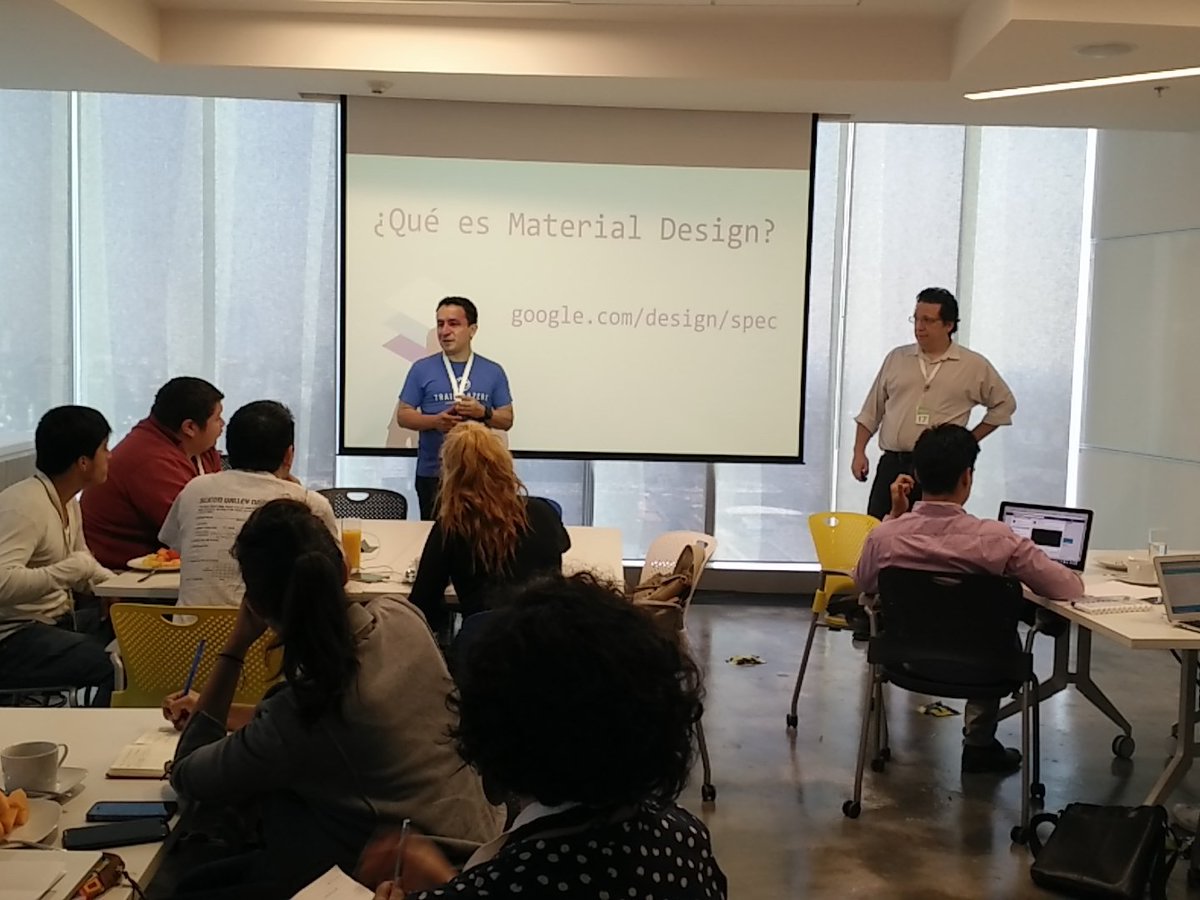 victor_ruiz's tweet image. Paco @solsona y @mauricioangulo inician el 3er día del #GoogleLaunchpadWeek #Mexico en @ideaGentera