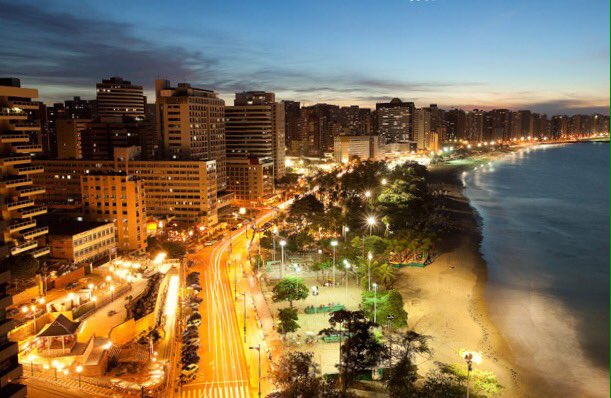 agggile_'s tweet photo. Hoje nossa terrinha querida, Fortaleza, completa 290 anos. Orgulho de viver nessa cidade de mta luz.Parabรฉns #F290โค๏ธ https://t.co/59cmbSmy1T