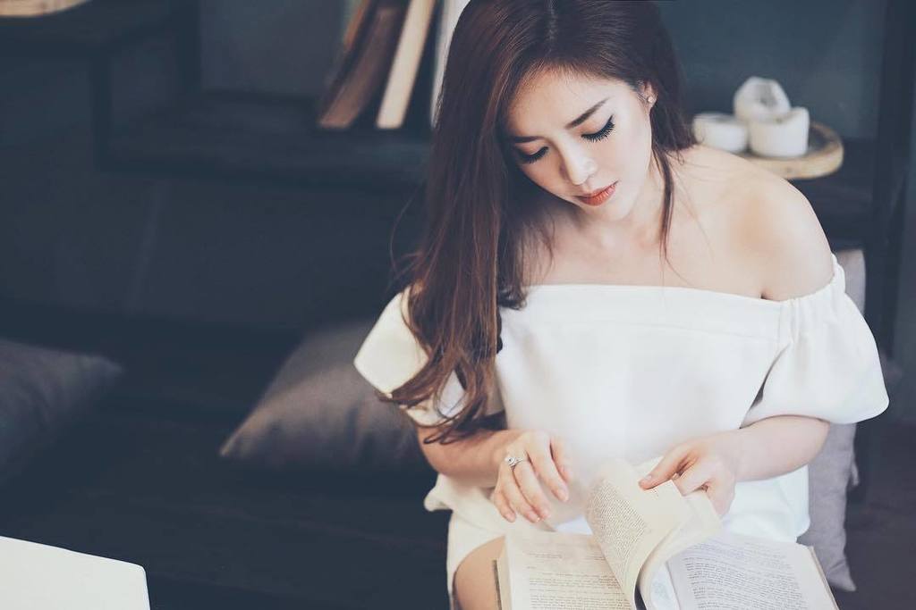 stababedotcom's tweet photo. Chiều xưa em qua đây ..
Ru hồn nắng ngủ say
Lời yêu trót đong đầy
#white #outfit #wear #photo #tb #cabinecafe by ca… https://t.co/DVt8rH7lwq