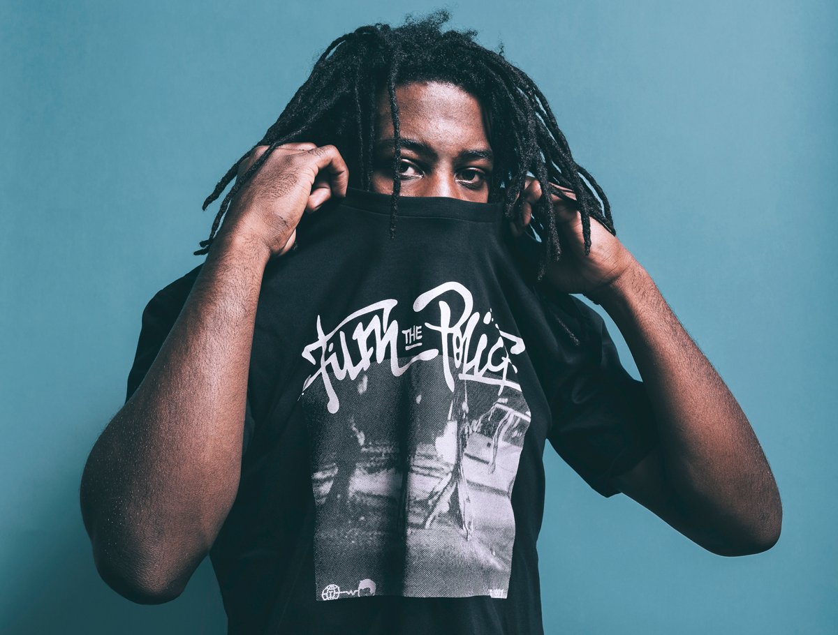 bestreetmedia's tweet image. .@boywolfco incriminates police violence with “Film The Police“ tee be-street.com/boywolf-incrim…