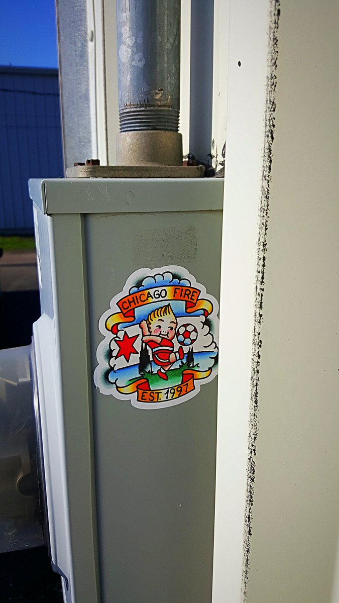 heatherlynnlock's tweet photo. #cf97 #stickerproject #1stickeratatime 👍😍 https://t.co/2PckYWGQns