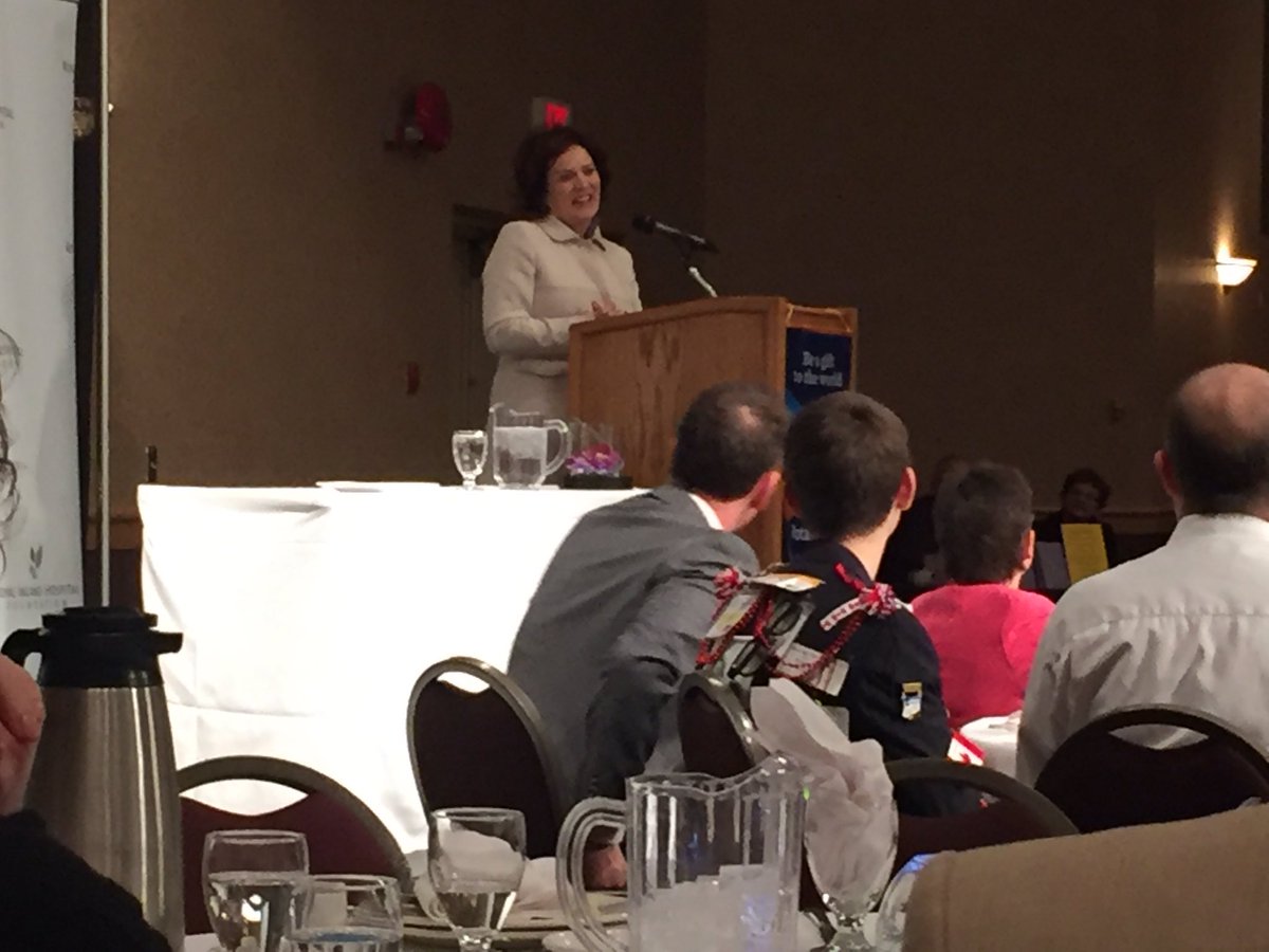 Pleased 2 be at #Kamloops Shine the Light event 2 hear <a href="/MargaretTrudeau/">Margaret Trudeau</a> speak about mental health. <a href="/cmhakamloopsbc/">CMHA Kamloops</a>