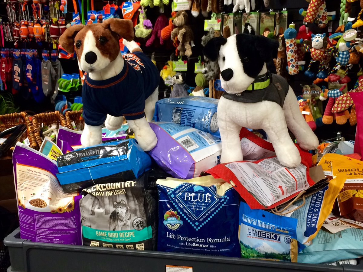 Huge TY to <a href="/WoernerLS/">Woerner Landscape of Pensacola</a> #Pensacola for donating 1000lbs of newly expired, but still good food to rescue pets. <a href="/weartv/">WEAR ABC 3</a>