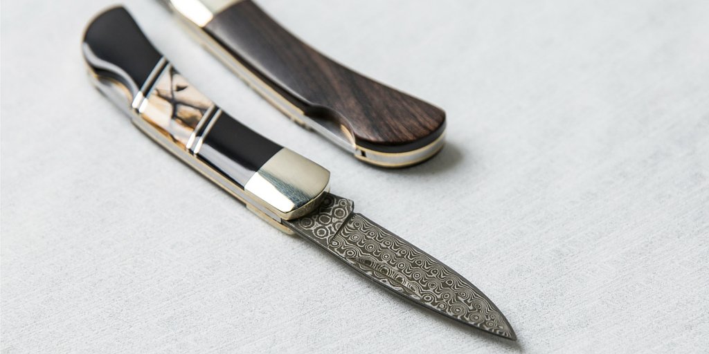 LIVESTOCKcanada's tweet photo. Hand-crafted knives by #SantaFeStoneworks are available on our web shop | https://t.co/urm4JytqQ7 https://t.co/JqI5SfFMia