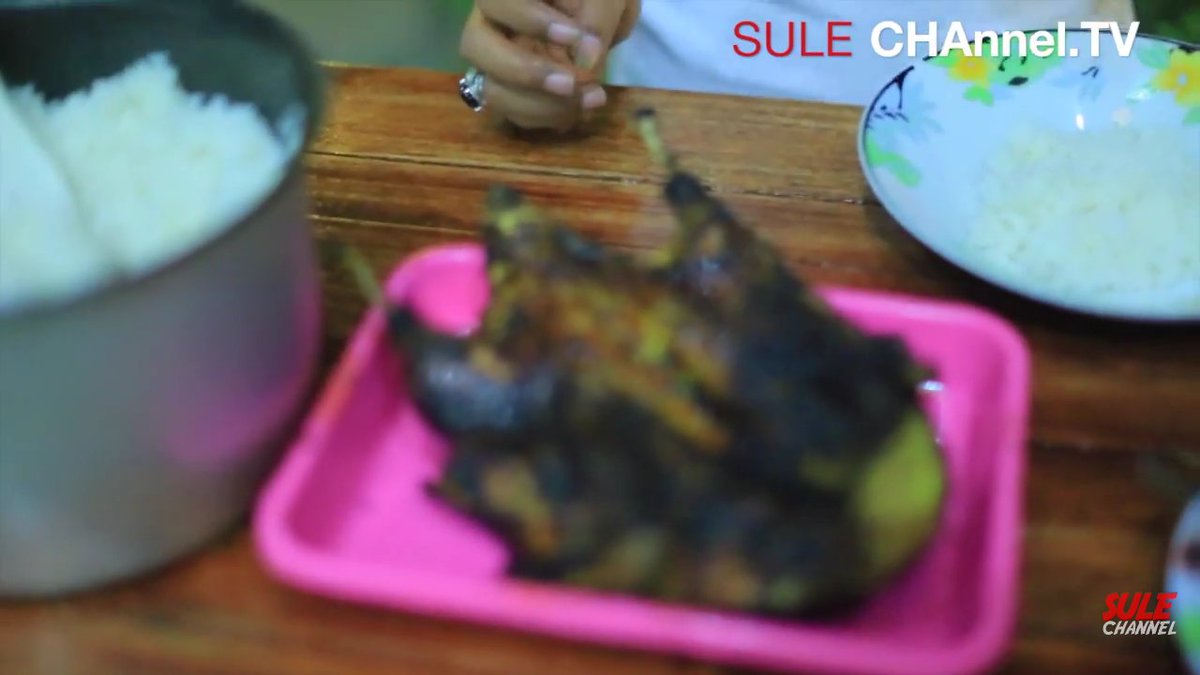 Agustina2889's tweet photo. Sungguh Nikmatnya 😊 #ngiler 😃 @newsuleprikitiw @se_percussion @ariehensem #sulechannel  https://t.co/fhdlOkyC3X https://t.co/HwGa69E3Du