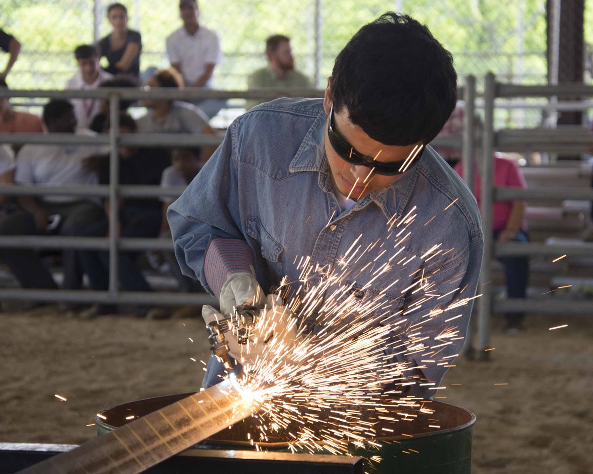Dekaney FFA (@dekaneyffa) on Twitter photo Awesome pic from torch cutting contest <a href="/springtriclub/">Spring Tri-Club</a> <a href="/DekaneyW/">DekaneyWildcats</a> #CTEspringISD #FFAproud Awesome pic from torch cutting contest <a href="/springtriclub/">Spring Tri-Club</a> <a href="/DekaneyW/">DekaneyWildcats</a> #CTEspringISD #FFAproud