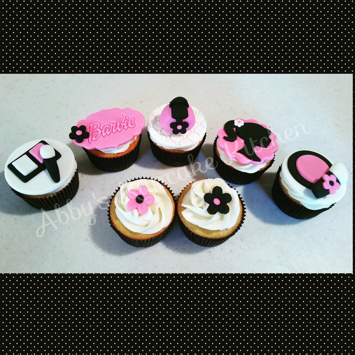 barbie themed cupcakes