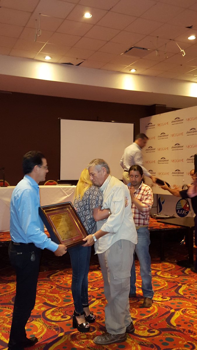 <a href="/mariluleverberg/">Stella M Leverberg</a> con Luis Branchi #Formosa.  Gracias Marilu!