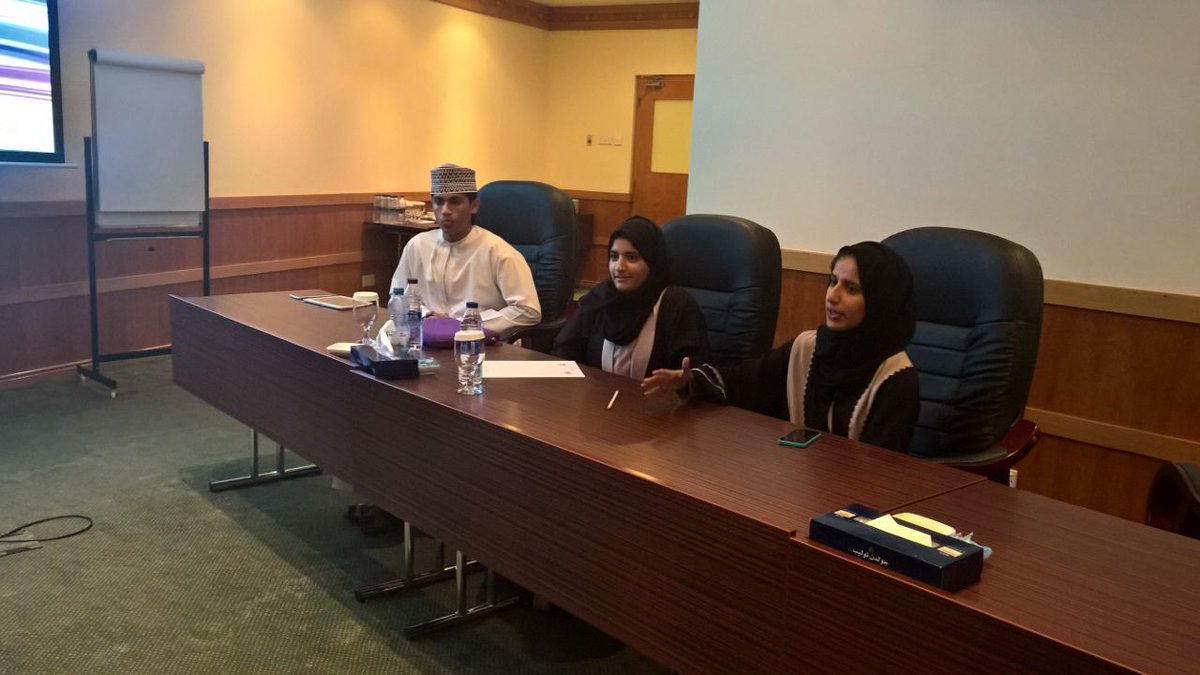 MicrosoftOman's tweet photo. #YoloTeam presenting their project #ERMTApp to the #ICOman16 panel of experts to improve it for the finals round https://t.co/cqU0pOoq8T