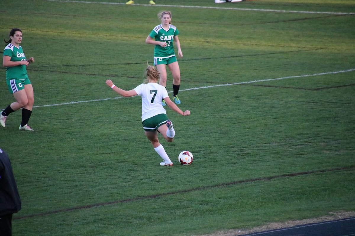 BigBucketsInc's tweet photo. 5'7 Super shifty all-around soccer goddess Grace Wagner @grace_kwagner signs with Big Buckets Inc. https://t.co/P5QALI1vKt