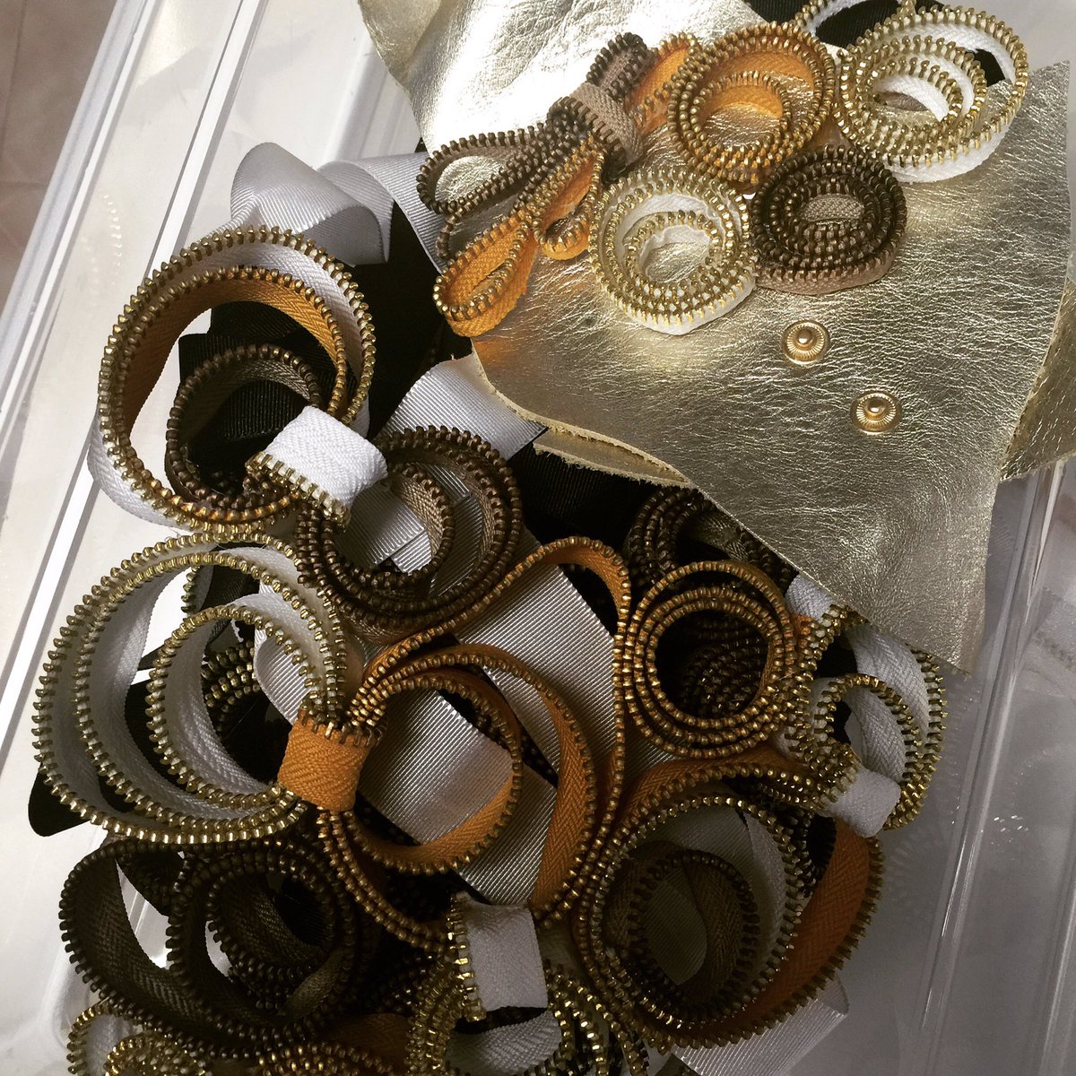 MayaCharbin's tweet photo. Sneak Peak of my Fashion show accessories @FashionArtTO on April 14th #Mayacharbin #fashionshow https://t.co/rgEm6CN6Sn