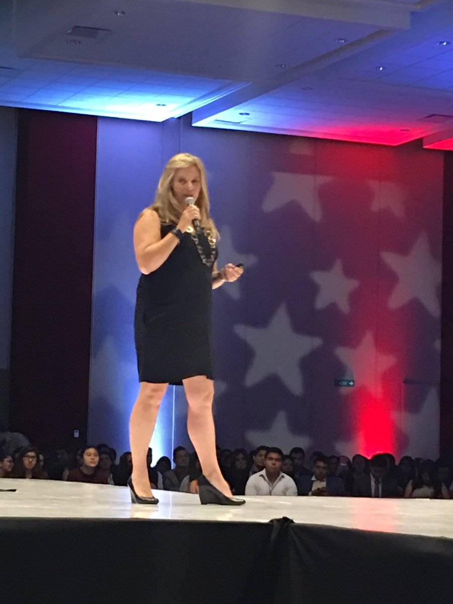 ThinkLatino's tweet photo. Our CEO doing her thing @ #CNUpaep https://t.co/PoZWaRKGvQ