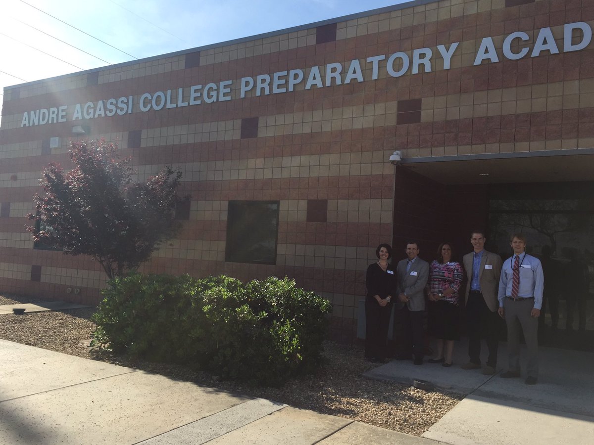 KYAEPA's tweet photo. Great visit @AgassiPrep @_MelissaB1 @RobClayton10 https://t.co/xnXTcXB79m