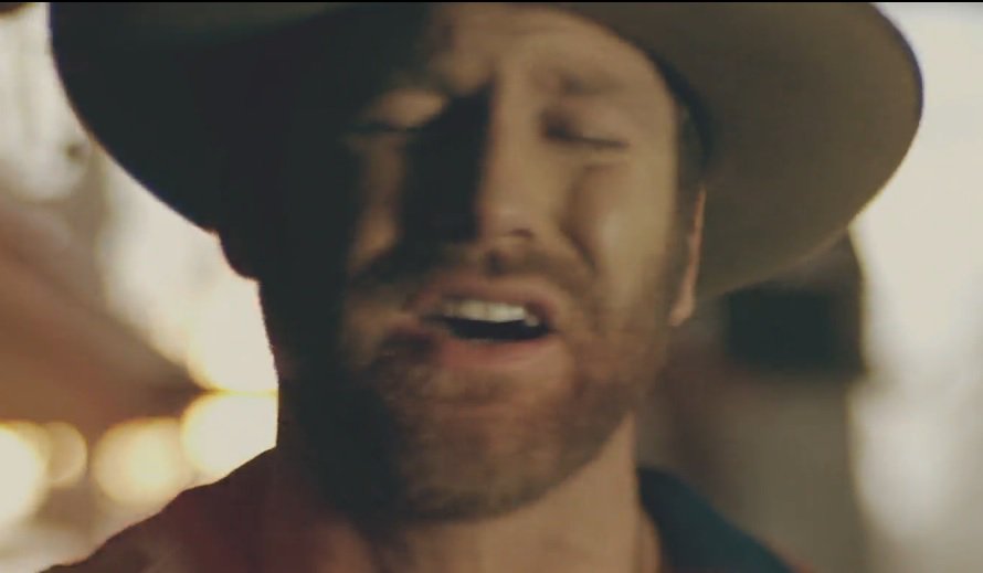 963kscs's tweet photo. .@DrakeWhite 's new video has a canine perspective. [WATCH]-->https://t.co/UFX91U9cOs - @trapper963kscs https://t.co/WYaD6wO6jd
