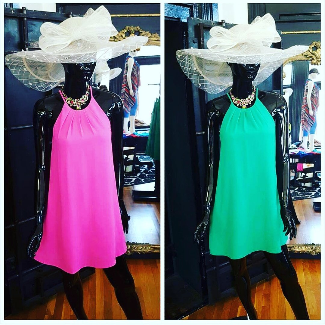 Absolutelyfabky's tweet photo. Decisions! #kentucky #KentuckyDerby #oaks #Louisville #boutique #derbyhats https://t.co/adcOifBjrj