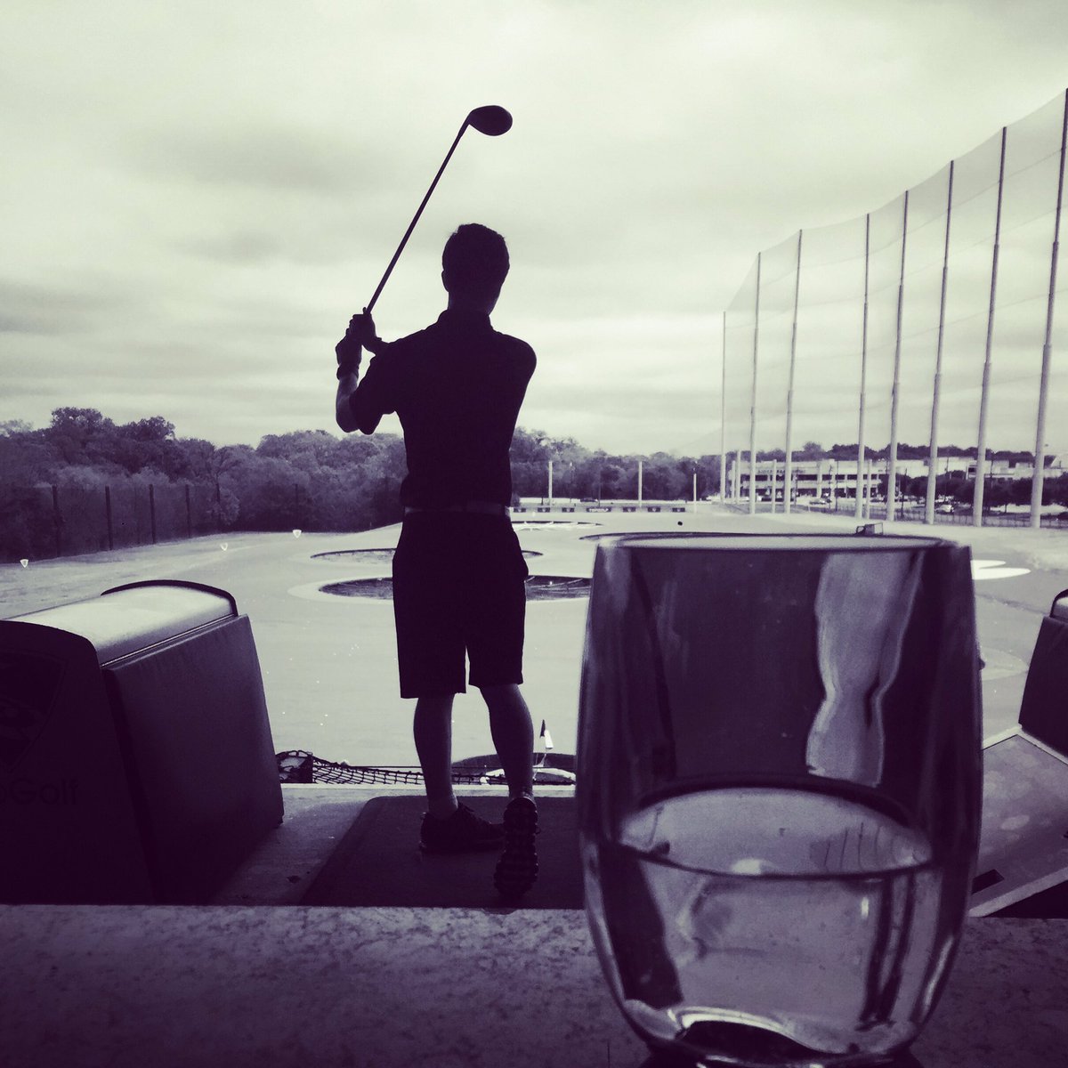 TopgolfDallas's tweet photo. #Contest If we get 100 RT ➡️ 1 🏌 will #WIN 2 hours of TG and 2 #TopgolfU lessons. Go to ➡️ https://t.co/Akde22BmD8 https://t.co/iCUSfFBbXY