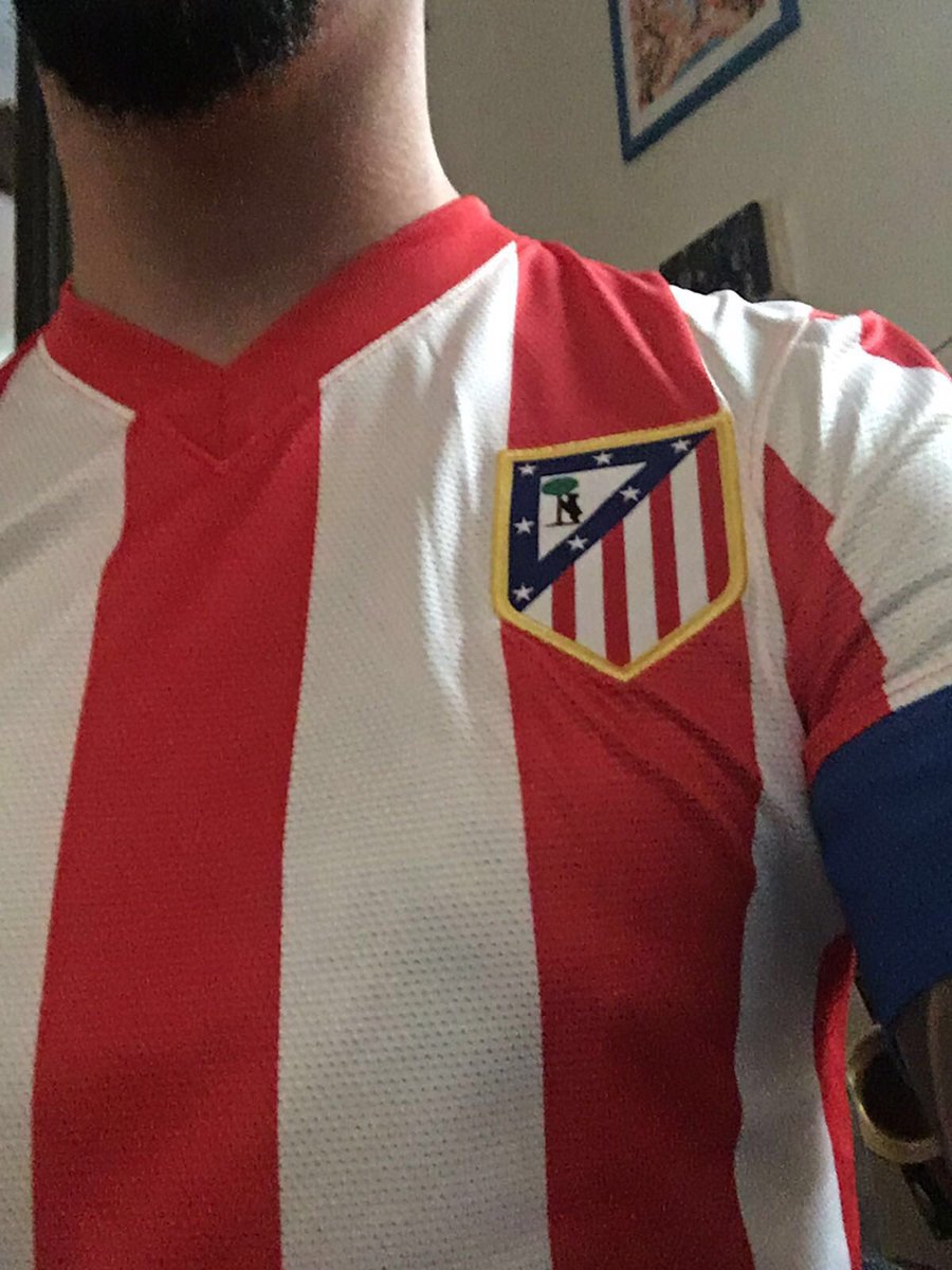 Marronhormi's tweet photo. Orgulloso es poco!! Cuando la valentía y el pundonor puede con todo! Hoy como siempre viva mi @Atleti #AúpaAtleti https://t.co/gHIspoJw5C