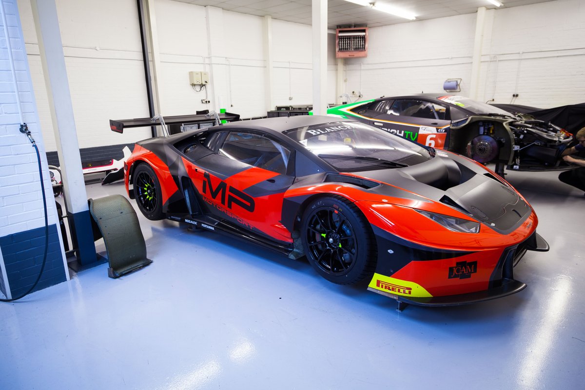 weathered_sixp's tweet photo. Ready! @autosport @dailysportscar @BlancpainGT @M_Reeves_Design @BarwellMotorSpt @MP_Msport https://t.co/8YyuKWAvLG